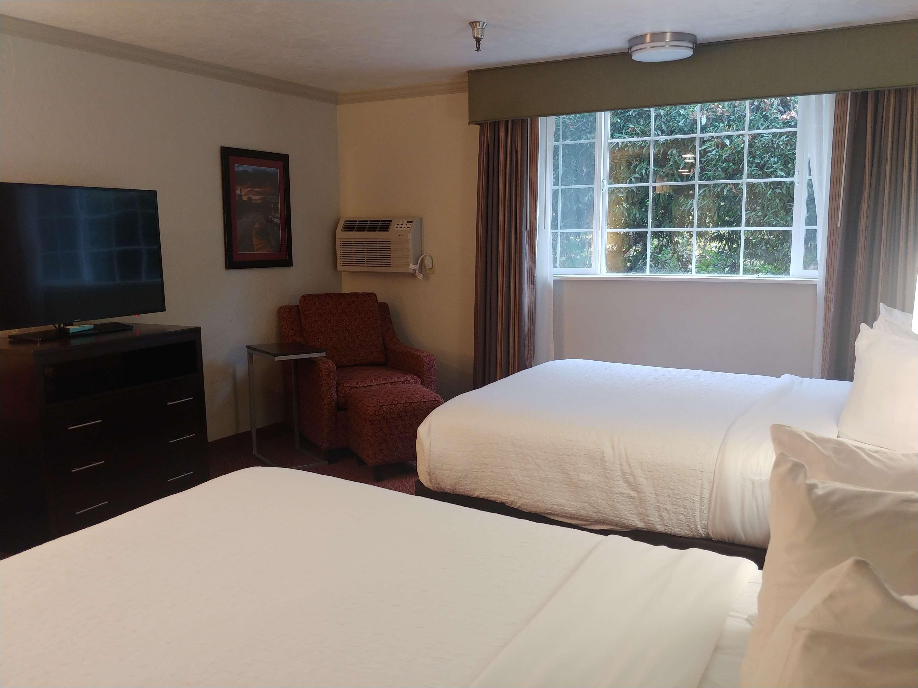 Best Western Plus Parkway Inn Wilsonville Eksteriør billede