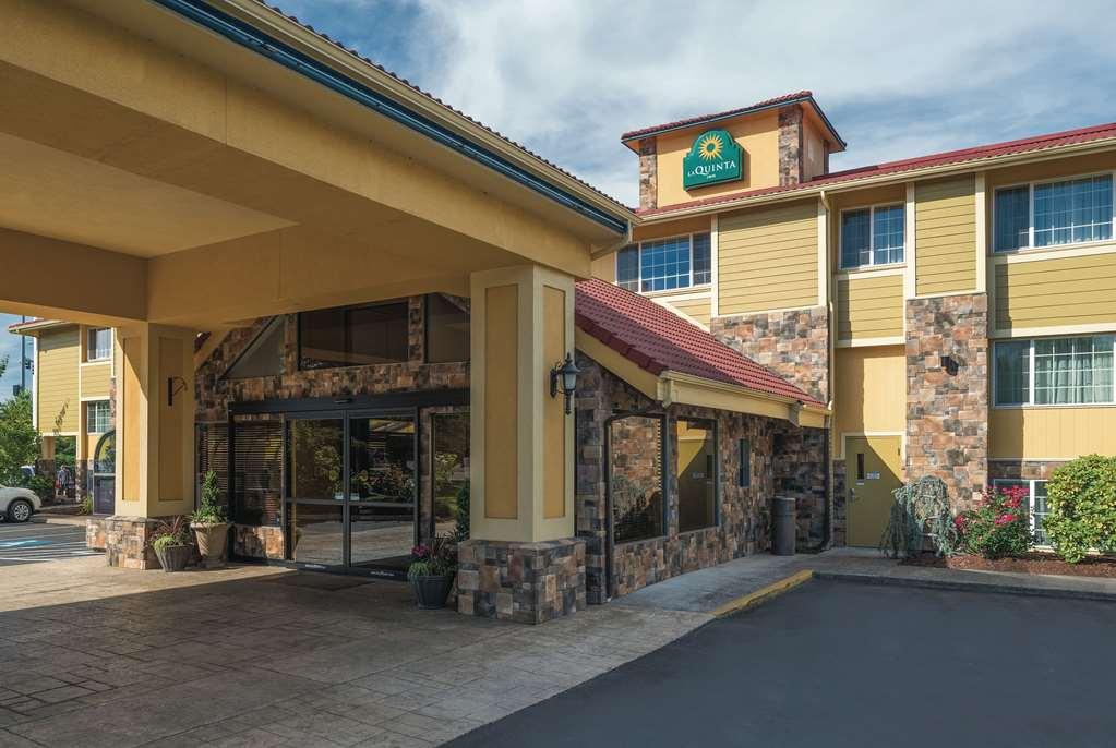 Best Western Plus Parkway Inn Wilsonville Eksteriør billede