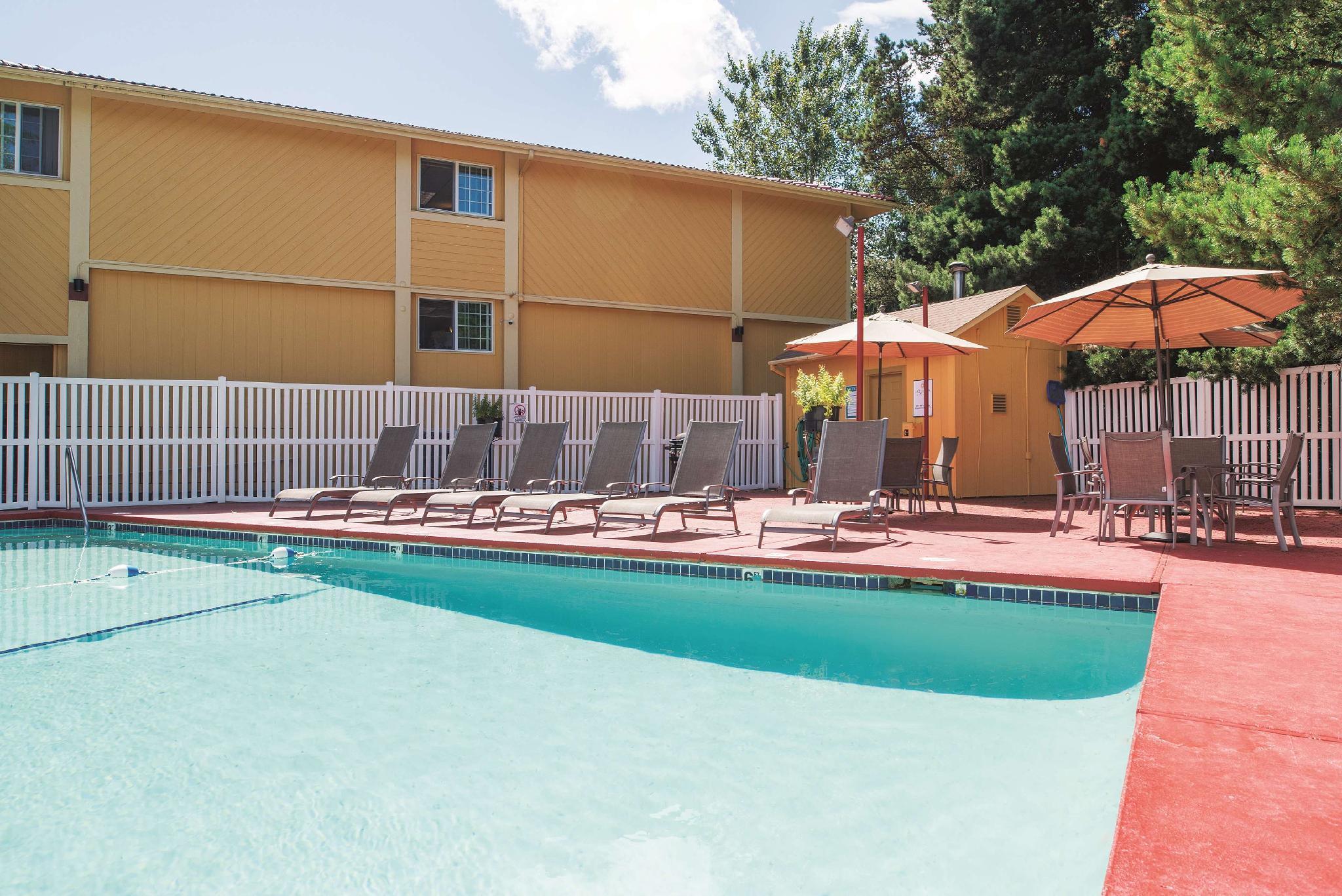 Best Western Plus Parkway Inn Wilsonville Eksteriør billede