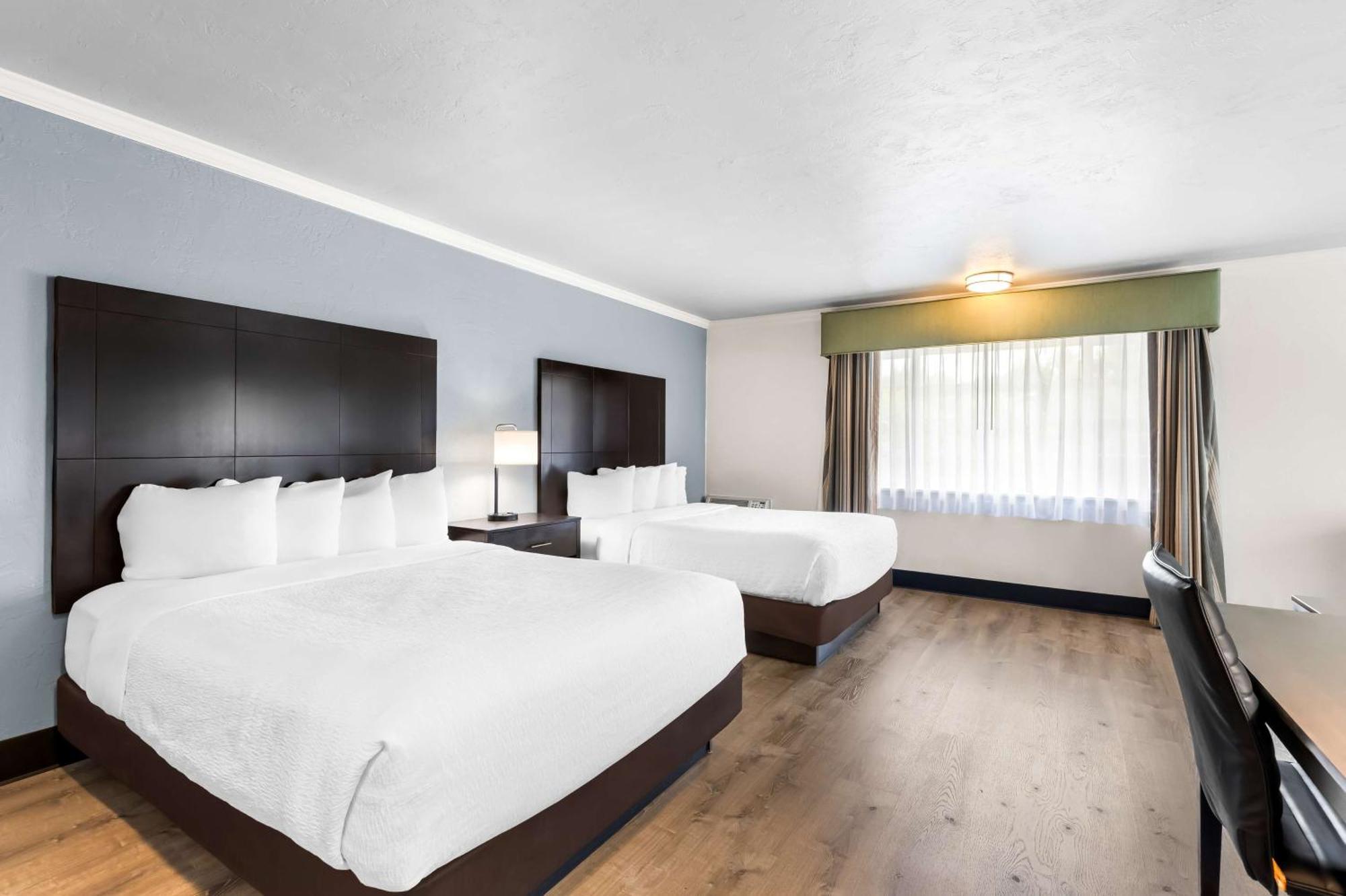 Best Western Plus Parkway Inn Wilsonville Eksteriør billede