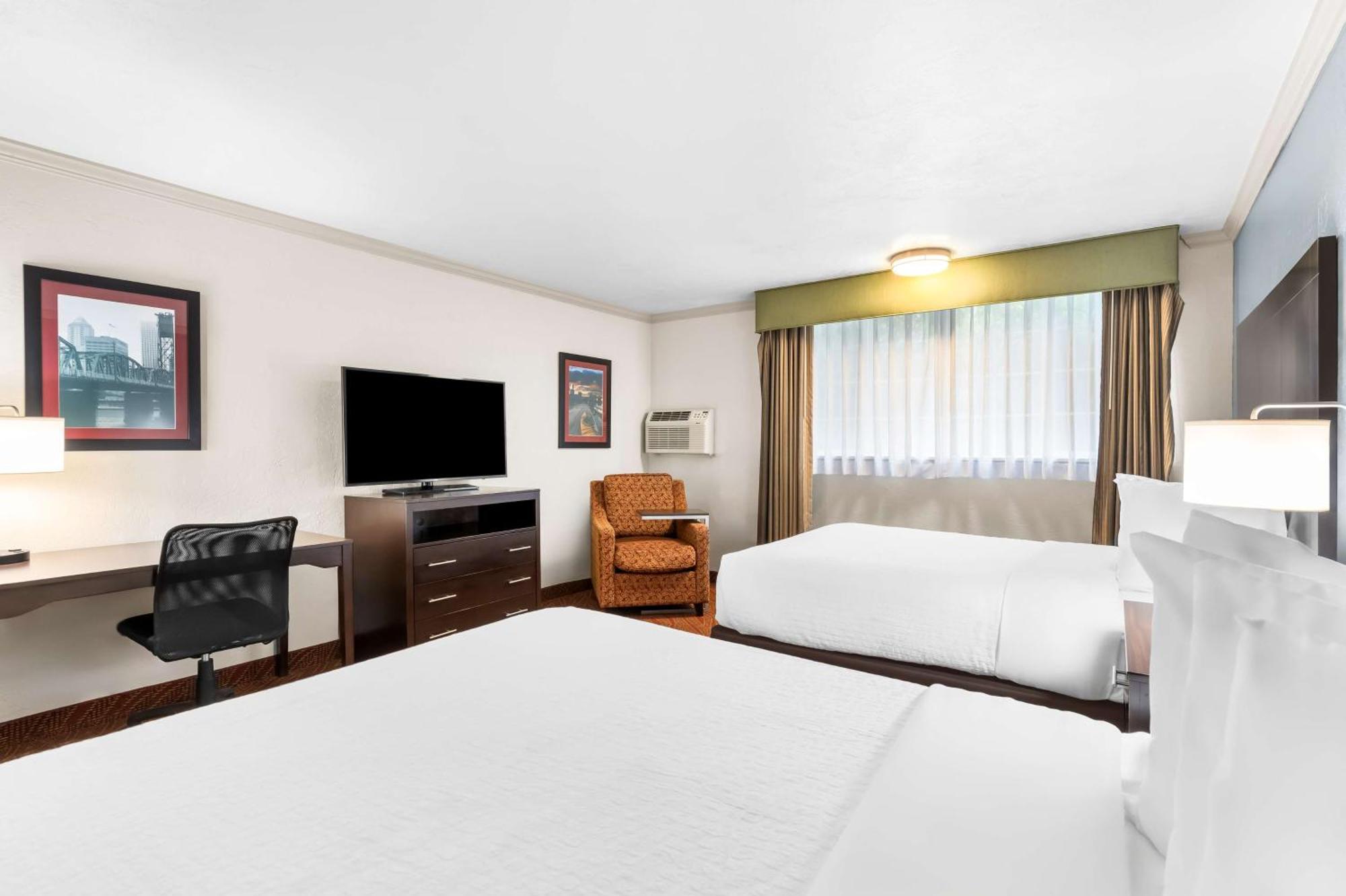 Best Western Plus Parkway Inn Wilsonville Eksteriør billede